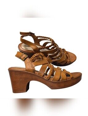 b.o.c. Women's Garcelle Platform Comfort Sandal Size 11M Cognac